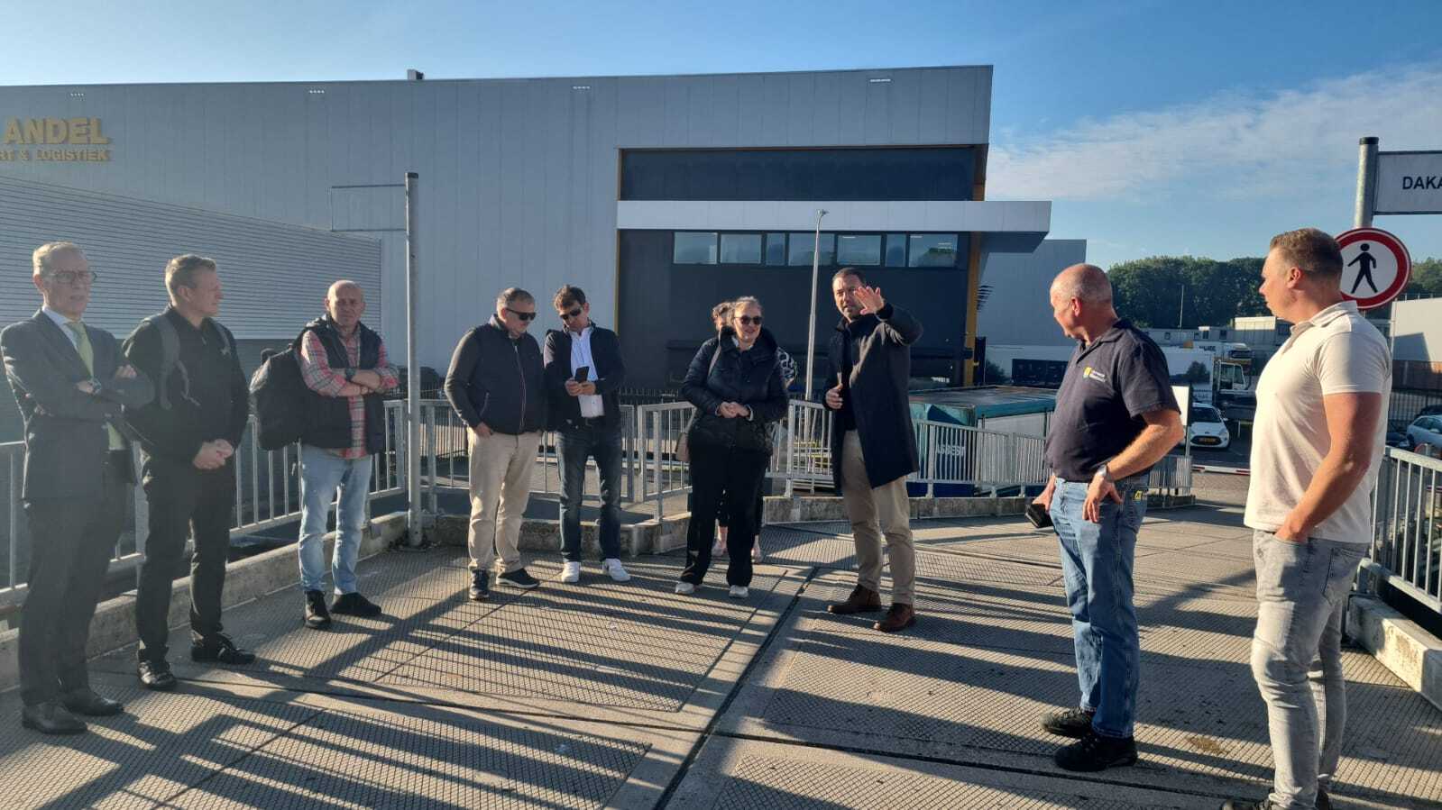 Delegatie Orăştie bezoekt gemeentewerf in Sliedrecht