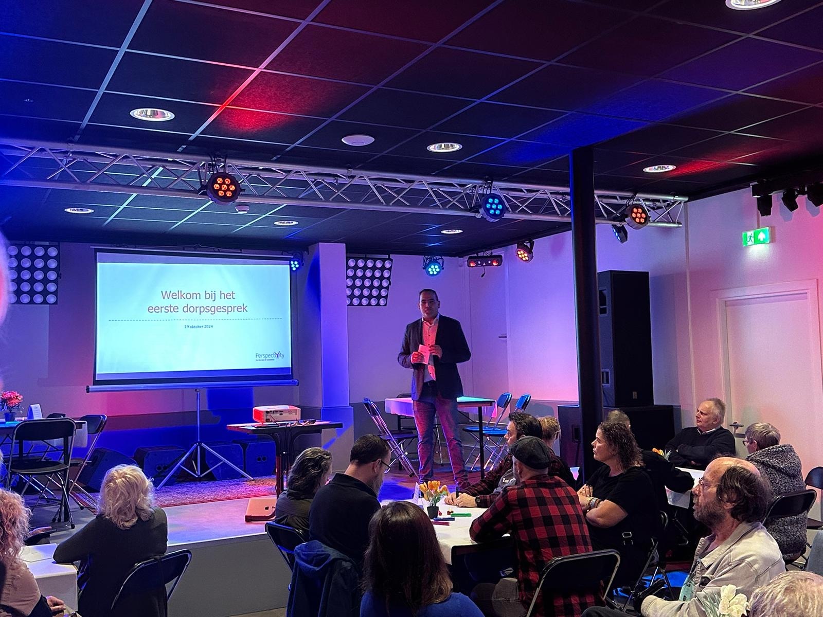 Eerste dorpsgesprek in MFA Elektra