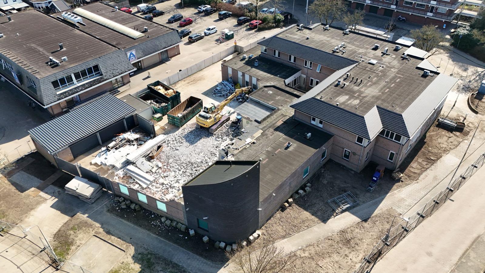 Sloopwerkzaamheden voor nieuwe brandweerkazerne in volle gang